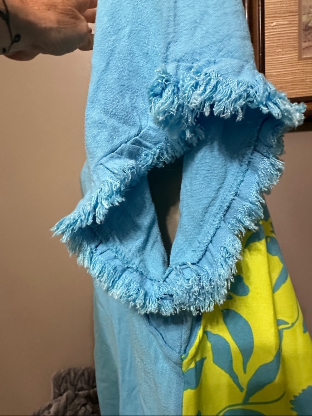 Umgee Turquoise Fringe Tunic with Yellow-Green Side Panels linen blend Medium - Picture 3 of 5